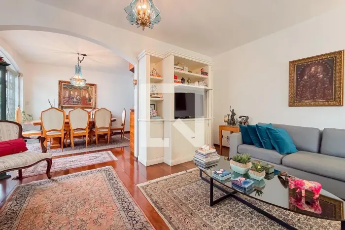 Casa à Venda - Vila Mariana, 6 Quartos, 200 m2