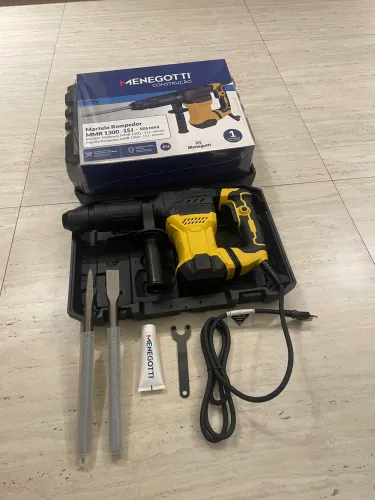 Martelo Rompedor Menegotti MMR1300 - 15J, 8 kg, 220V, SDS MAX.