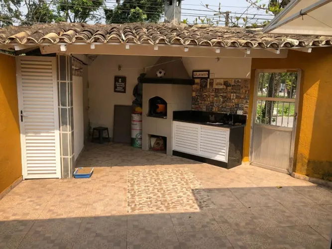 Casa para locação anual.