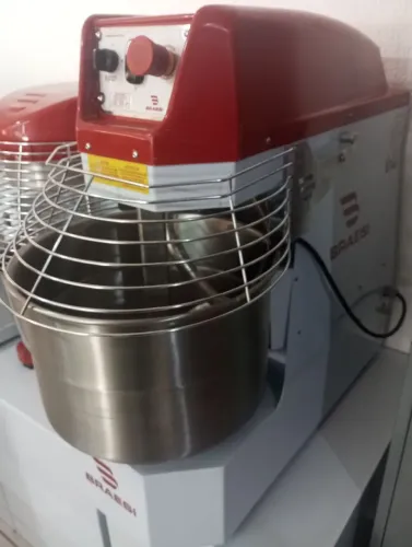 NZ. Amassadeira espiral 15 kg BRAESI