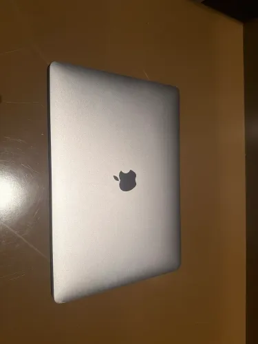 MacBook Pro 13? 2019 i5 | 8GB | SSD 512GB | Touch Bar