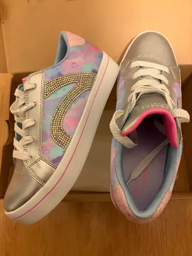 Tênis Skechers infantil Tie-dye com Strass BRA [35]  (Ed.Limitada)