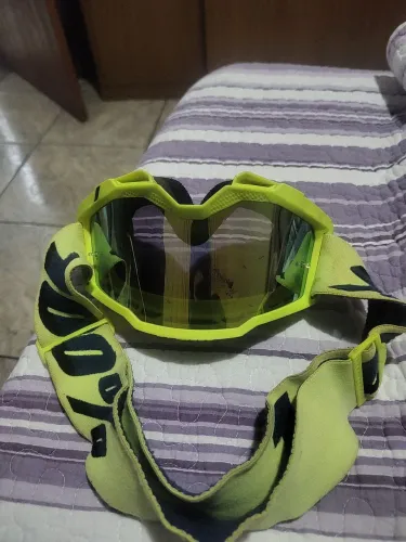 Óculos 100% Accuri florecast/ anti risco trilha