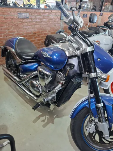 SUZUKI BOULEVARD 800