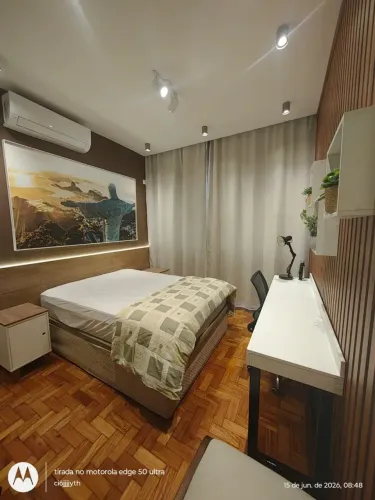 Alugo quarto e sala mobiliado 32m2 no Largo do Machado - Rio de Janeiro - RJ