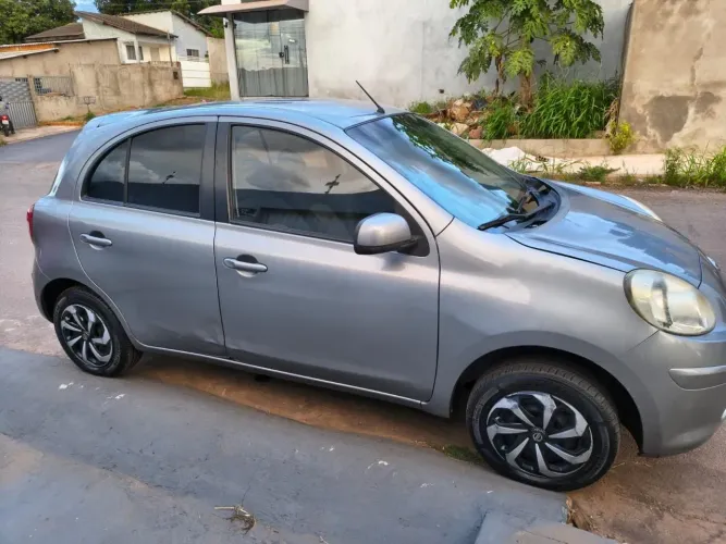 Nissan March S 1.0 16V Flex Fuel 5P 2014