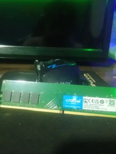MEMÓRIA RAM DA CRUCIAL DDR4 8GB