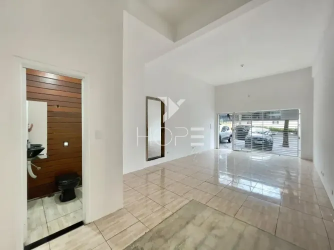 Sala Comercial para Locação - Frente para Rua 70m² Centro Londrina/PR