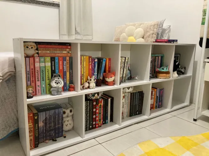 Estante para livros.