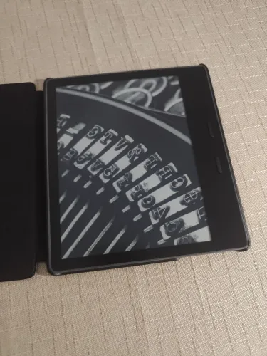 Kindle Oásis G10 de 32 GB (Último Lançado) + Capa