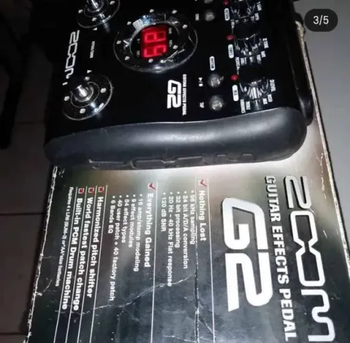 Pedaleira Zoom guitarra