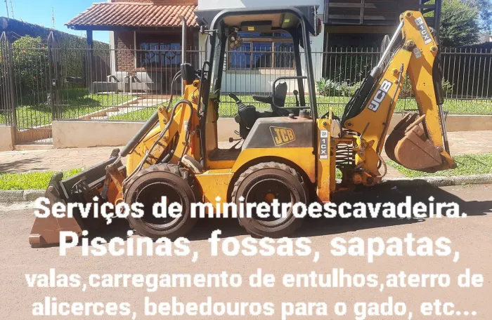 Serviços de escavação em geral com miniretroescavadeira 