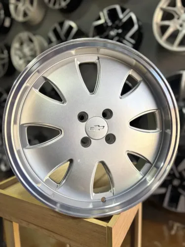 Rodas Opala Diplomata aro 18 4x100 + 185/35R18 Aptany RA301 - R$ 5.590,00