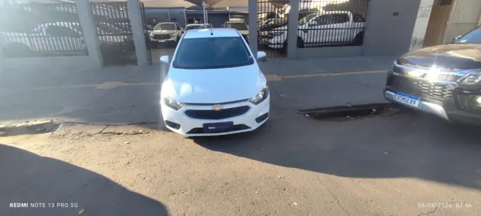 Chevrolet Onix Hatch LT 1.0 8V Flex Mec. 4P 2017