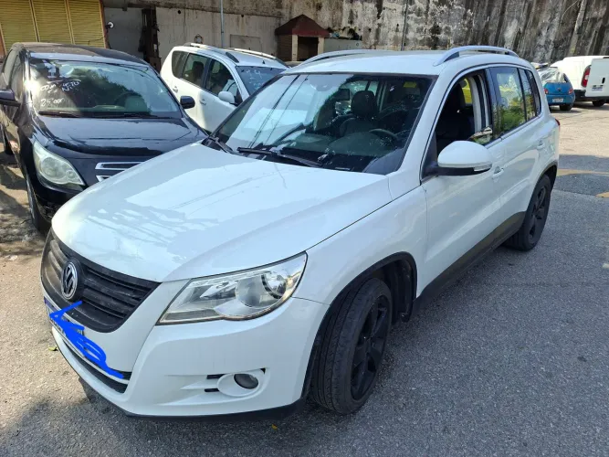 Volkswagen Tiguan 2.0 TSI 16V 200cv Tiptronic 5P 2011
