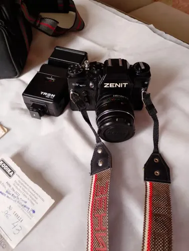  Câmera Fotográfica Analógica Zenit 12XP 