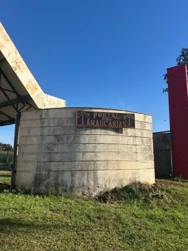 Chácara de 1.000 m2 - Condomínio Portal das Araucárias