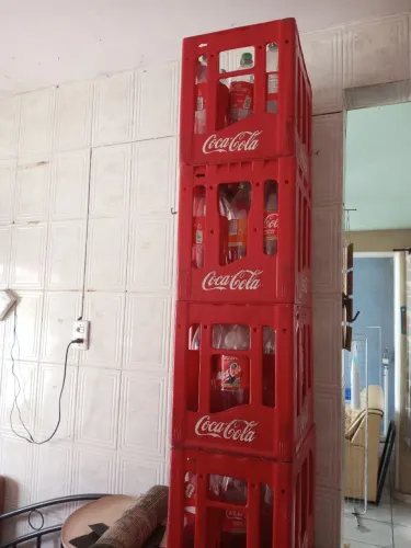 Caixa coca cola retornável 1 litro e 2 litros