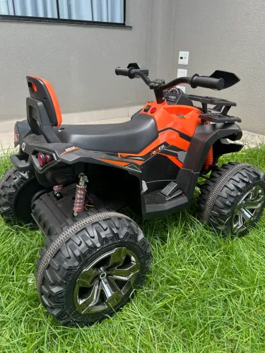 Quadriciclo eletrico infantil