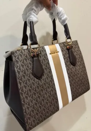 BOLSA MICHAEL KORS COURO - ALÇAS DE OMBRO E MÃO -  IMPORTADA ORIGINAL