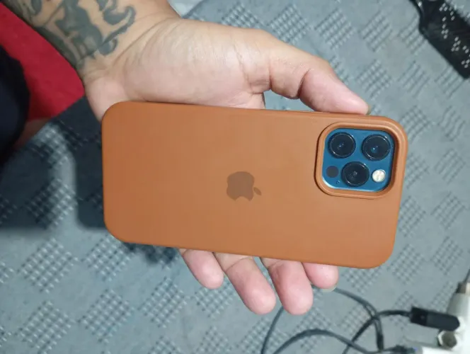 iPhone 12 pro todo original