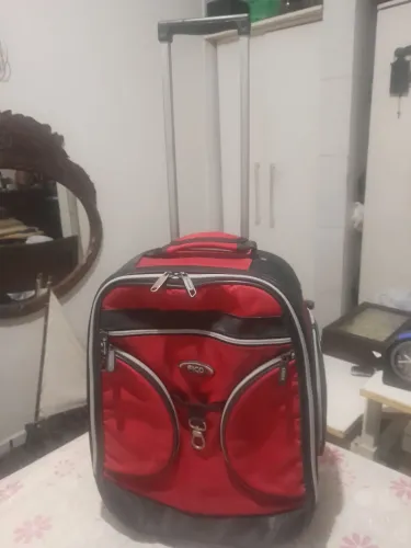Mala de viagem pequena