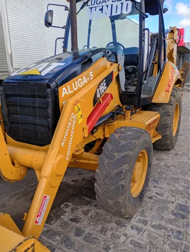Vende-se trator Ano 2010, preparado e pronto pra trabalhar no precinho ?130.000?