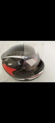 Capacete