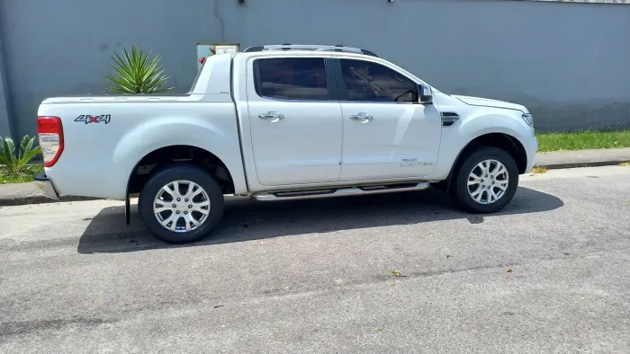 Ford Ranger Limited 3.2 20V 4X4 CD Aut. Dies. 2017