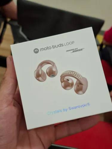 ? Motorola Buds Loop Swarovski | Novo Lacrado | R$ 599 no Pix