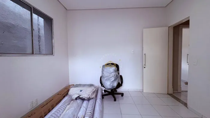 SALA COMERCIAL NO CAMBUÍ PARA LOCAÇÃO COM 25M²