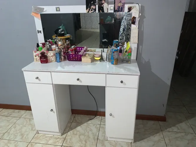 Vendo penteadeira camarim
