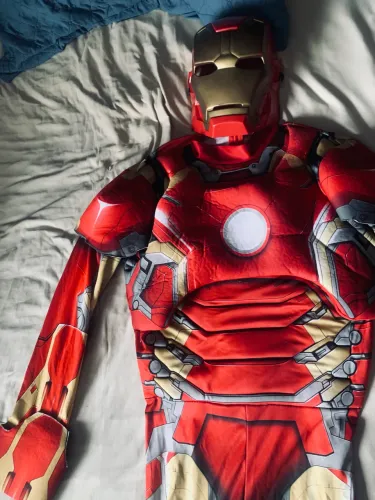 Fantasia do homem de ferro completa