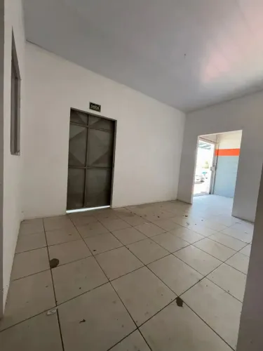 Comercial para locação em rua pública, BARRO DURO, Maceió, AL