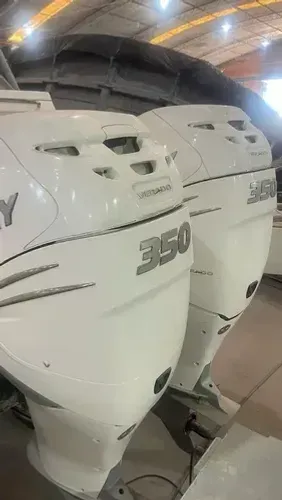 Parelha Yamaha 350HP Branco - Motor de Popa Novo