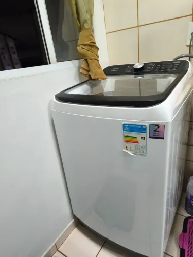 Máquina de lavar Midea 15kg- Nova