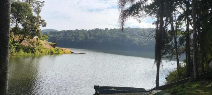 Terreno próximo a represa em Juquitiba