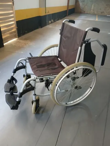 Cadeira de Rodas