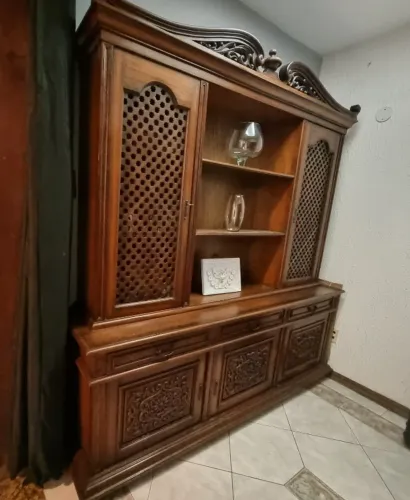 Arca Armário Estante Buffet De Madeira Nobre Cerejeira
