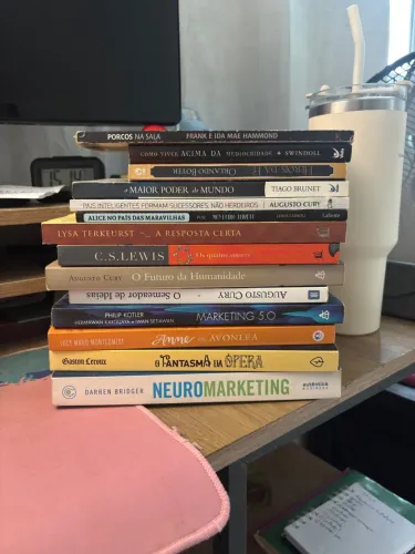 Livros a venda (faço a entrega)