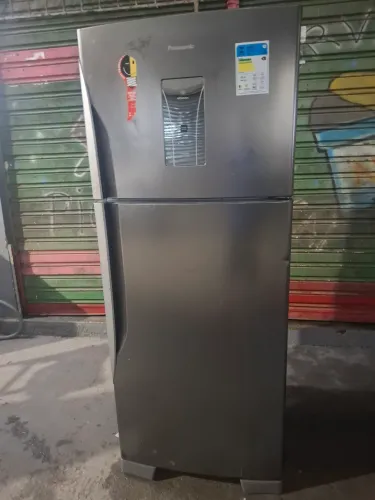 Geladeira panasonic Frost Free inox funcionando bem 