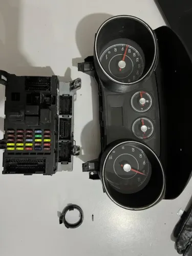 Kit modulo injeção fiat punto 1.4 2013