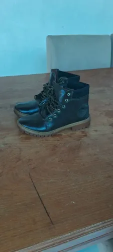Bota número 38