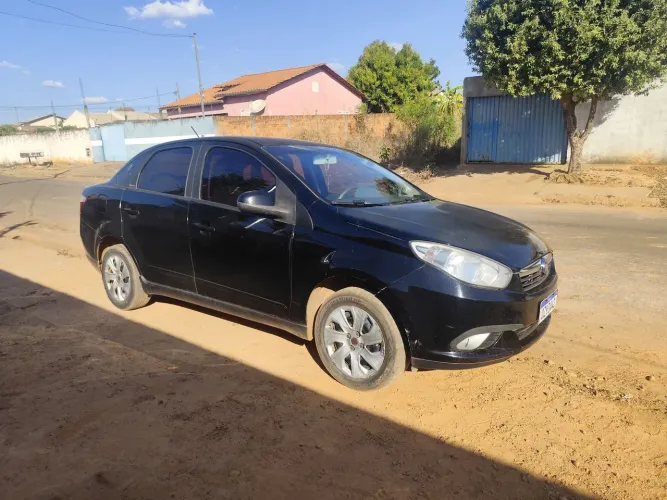 Fiat Grand Siena Attrac. 1.4 EVO F.flex 8V 2015