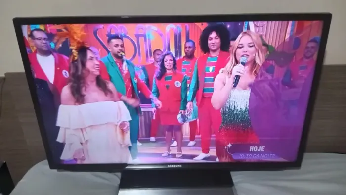 TV Samsung 40 LCD Modelo UN40EH5000G DIGITAL Não é Smart