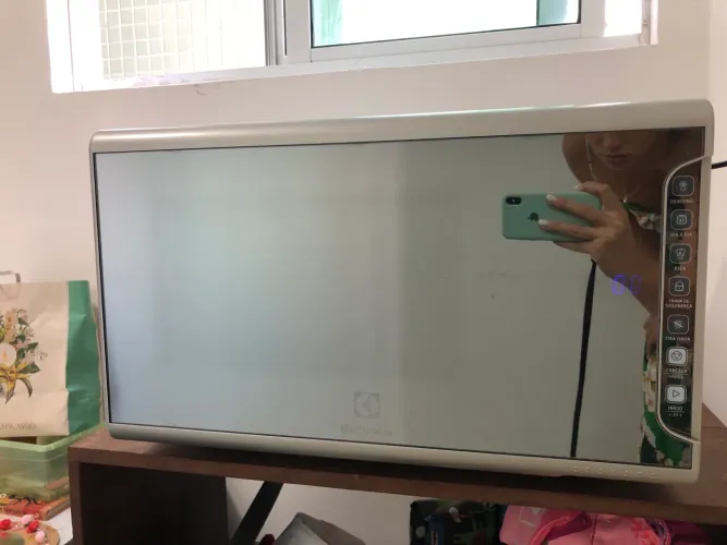 Microondas Electrolux 31L - pra vender ligeiro!!