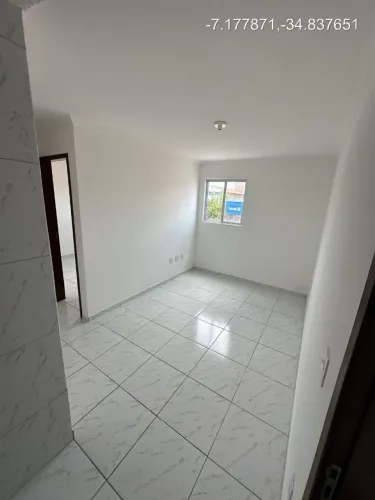 Apartamento em Mangabeira.