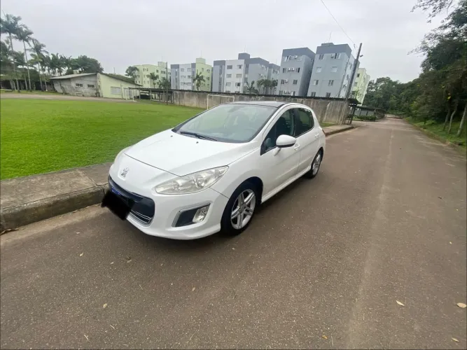 Peugeot 308 Allure 2.0 Flex 16V 5P Aut. 2013