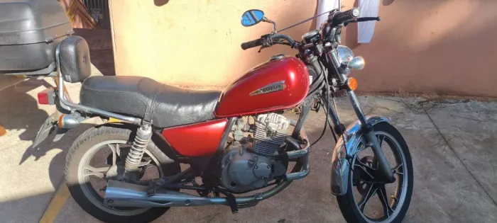 Suzuki intruder 125cc toda original