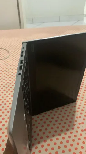 vende se thinkpad t14s